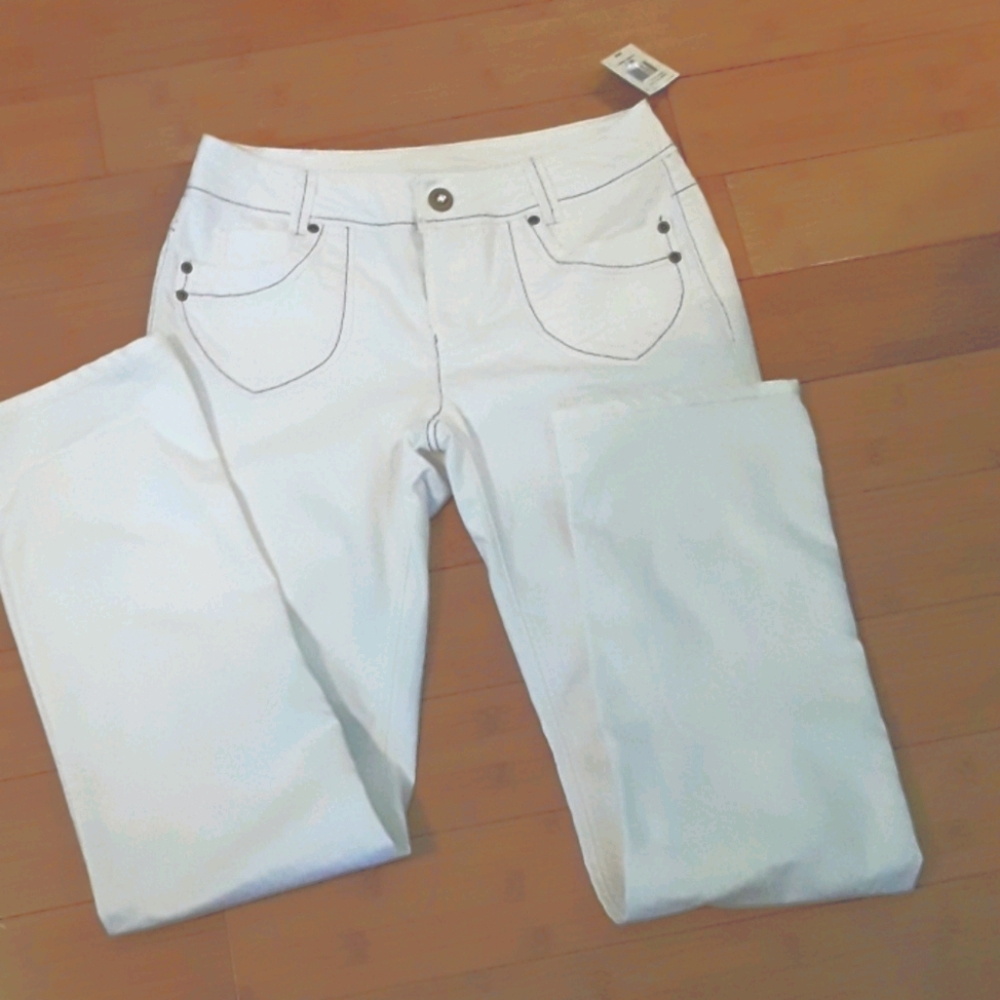 JW STYLE WHITE JEANS